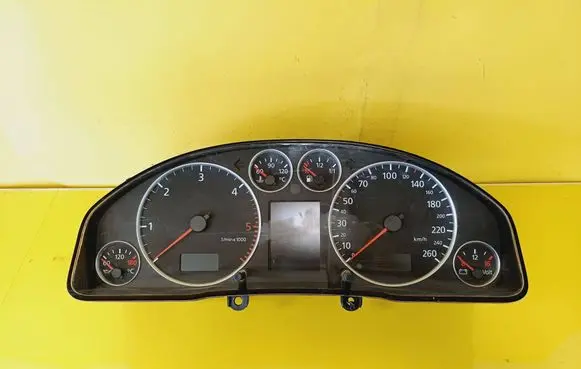 Speedometer (instrument cluster)