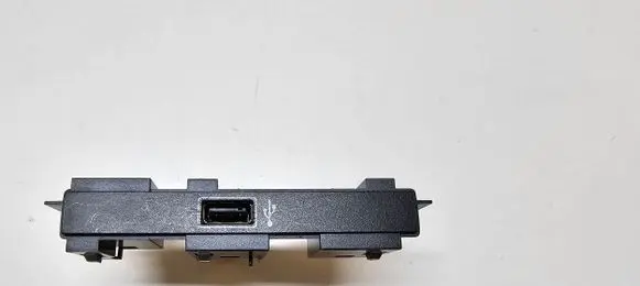 USB socket connector