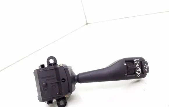 BMW 5 E39 Wiper control stalk 8375407