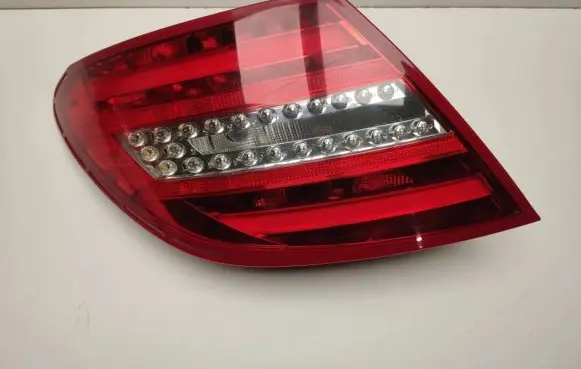 Mercedes-Benz C W204 Rear/tail lights A2048205464