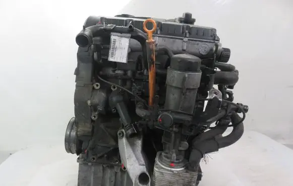 Volkswagen PASSAT B5.5 Engine AWX