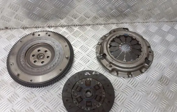 Mazda 323 Clutch set kit