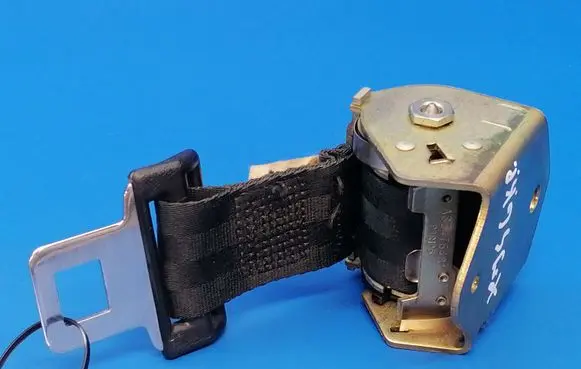 Jaguar XJS Rear seatbelt BAC4153