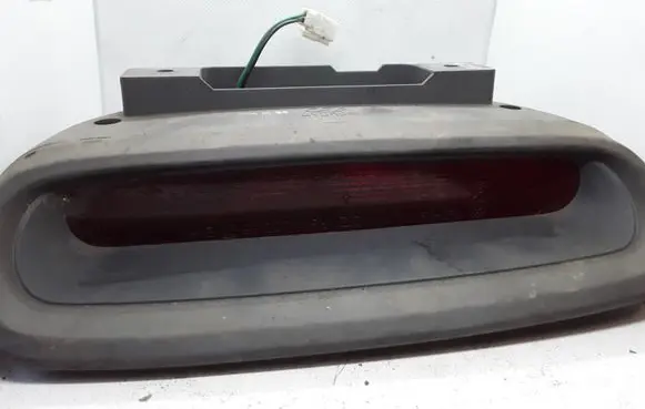 Hyundai Santa Fe Third/center stoplight 92750260