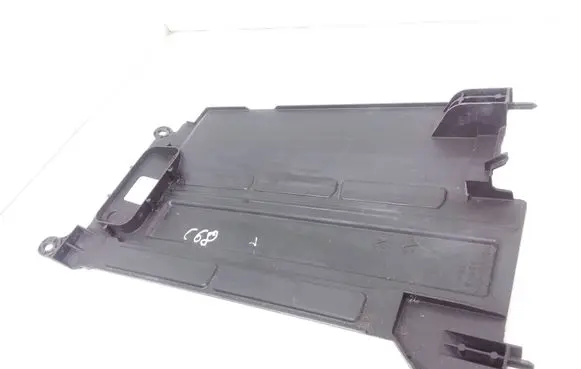 Toyota Yaris Other engine bay part S682 681