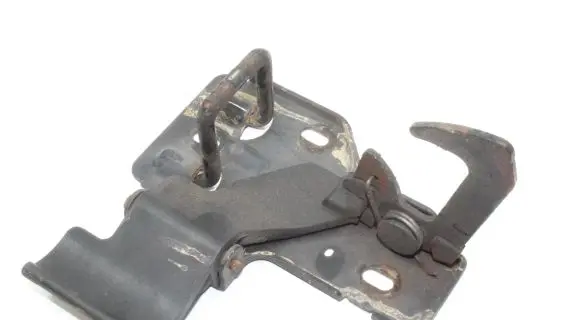 Volkswagen Touareg I Engine bonnet/hood lock/latch loop/hook 6Q0823480B