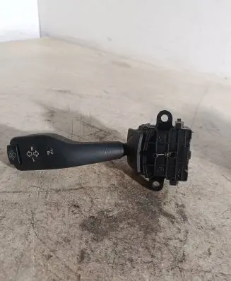 BMW 3 E46 Indicator stalk 8363668 0110401025