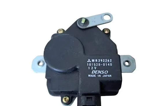 Mitsubishi Space Wagon Central locking motor MR292262