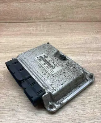 Volkswagen Golf IV Engine control unit/module ECU 038906012K 0281010111