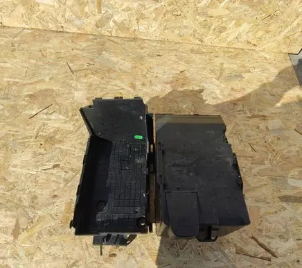 Peugeot 2008 I Battery box tray 9021410 9688783080
