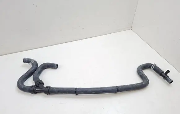 Tesla Model S Engine coolant pipe/hose 600734100E