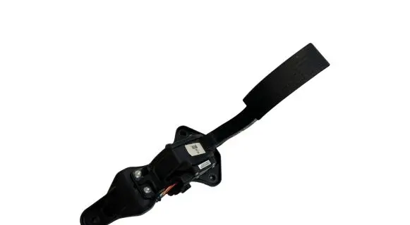 Hyundai Santa Fe Accelerator throttle pedal 327262B100
