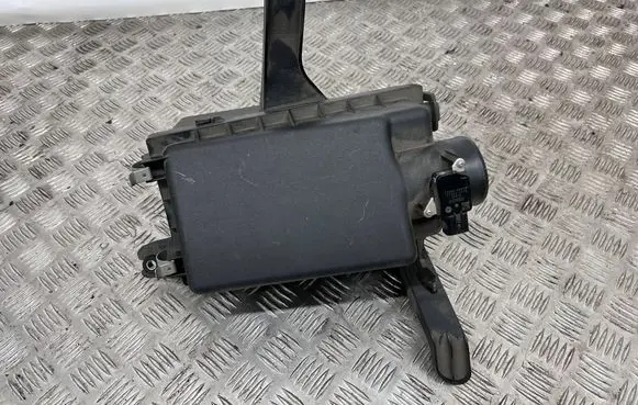 Toyota Mirai Air filter box 1770077270 014140663 17700-77270