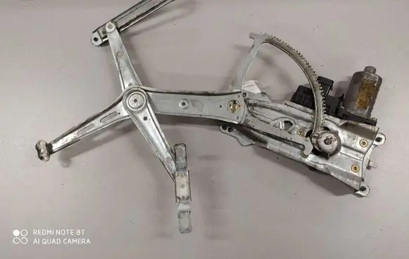 Opel Astra G Front door window regulator with motor 90521875 90521881