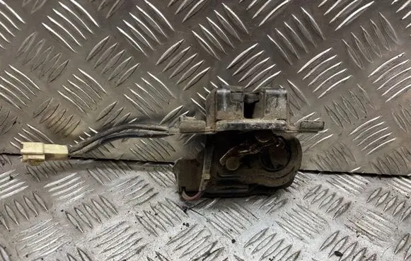 Toyota Prius (NHW20) Tailgate/trunk/boot lock/catch/latch