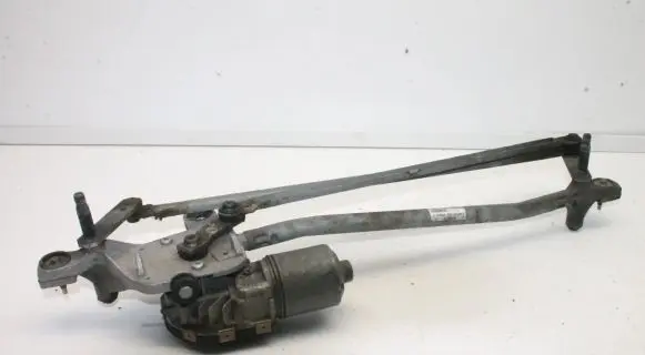 Volvo XC70 Front wiper linkage and motor 3397021529