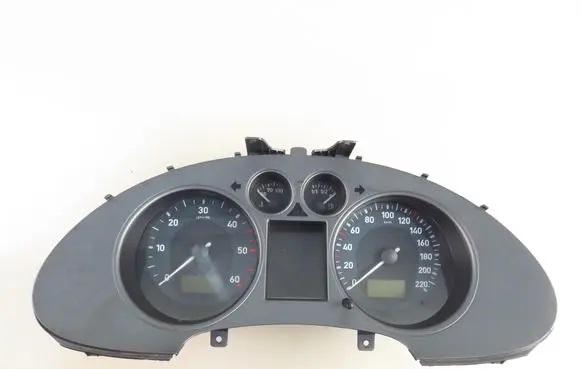 Speedometer (instrument cluster)