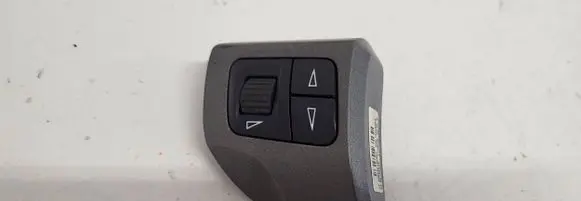 Opel Astra H Steering wheel buttons/switches 13208858 88139804 30582185057