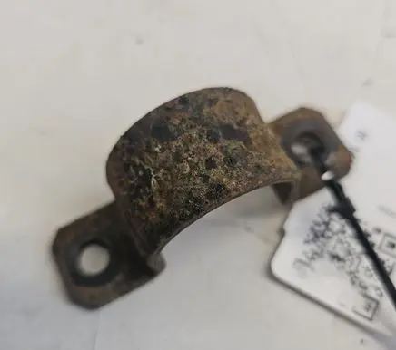 Audi A4 S4 B6 8E 8H Sway bar bush bracket, rear 