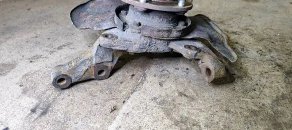 Hyundai Santa Fe Front wheel hub