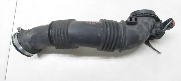 Ford Kuga II Intercooler hose/pipe AV61-9G832-B