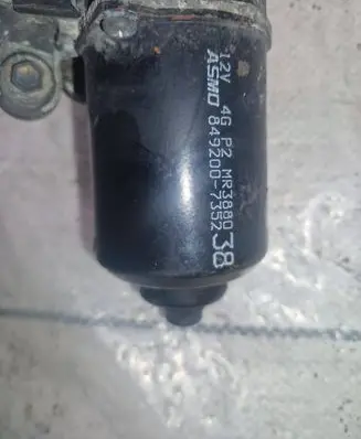 Mitsubishi Pajero Wiper motor Mr3880