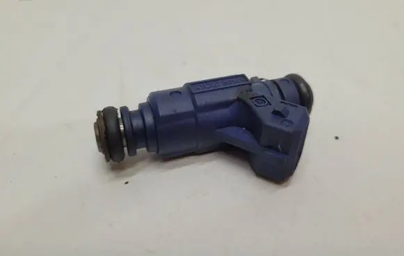 Mercedes-Benz C AMG W203 Fuel injector 0280156014 A1120780149