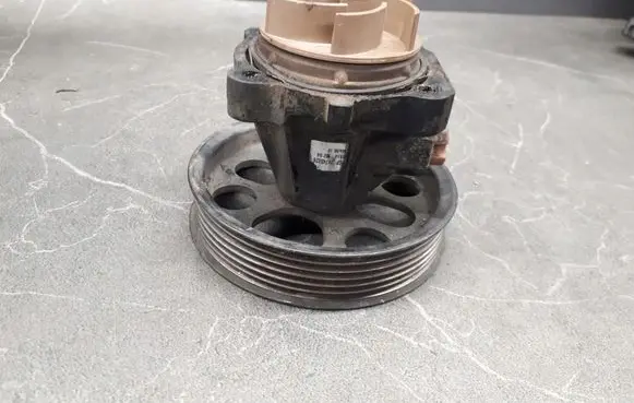 Fiat 500X Water pump