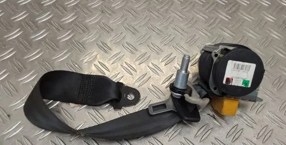 Toyota Verso Third row seat belt 735600F020