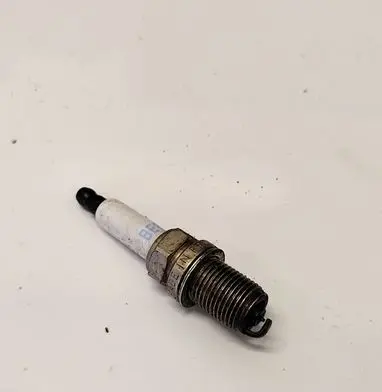 Audi A6 S6 C6 4F Spark plug