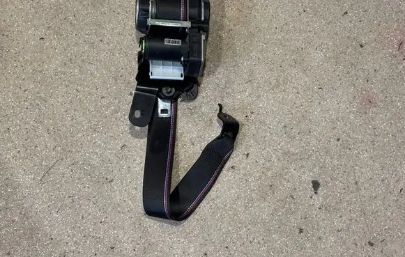 BMW M4 F82 F83 Front seatbelt 8058483