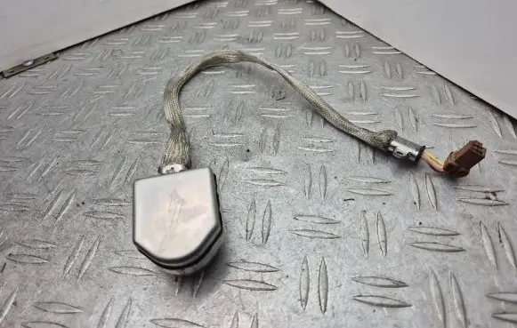 Mazda CX-7 Headlight part 