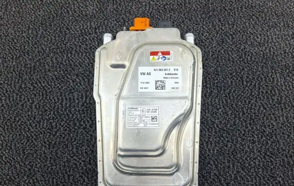 Porsche Taycan 9J1 Auxiliary heating control unit/module 9J1963507F 122R000550