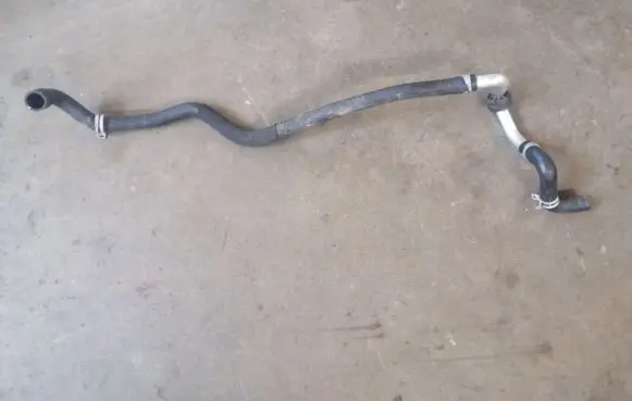 Mercedes-Benz ML W164 Engine coolant pipe/hose A1645060635
