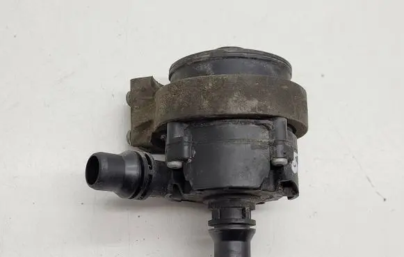 BMW 7 G11 G12 Electric auxiliary coolant/water pump