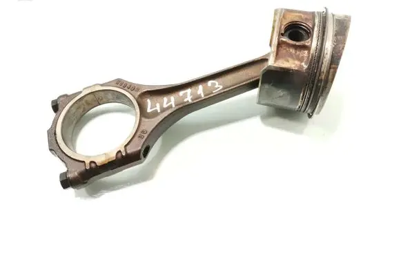 Volkswagen Touareg I Piston with connecting rod 
