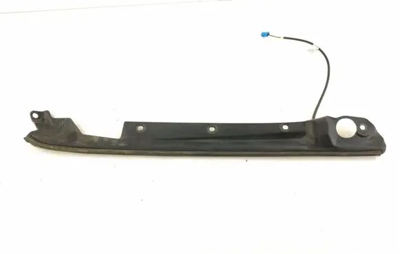 Mercedes-Benz GLK (X204) Loading door rubber seal (on body) 2048709258 1004740
