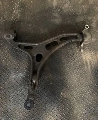 Jeep Grand Cherokee Front lower control arm/wishbone 63022605ad