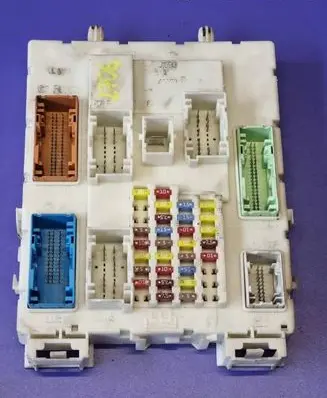 Ford Grand C-MAX Fuse box set DV6T14A073HL