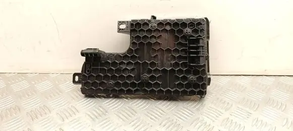 Tesla Model Y Central body control module 149784800E