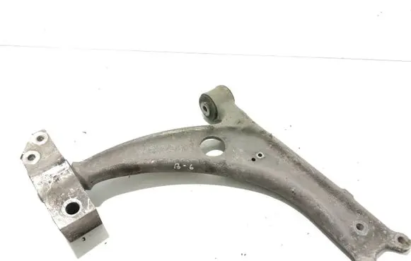 Volkswagen PASSAT B6 Front lower control arm/wishbone 3C0407153B