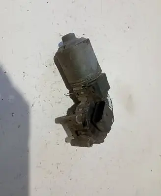 Ford Mondeo Mk III Wiper motor 1S7117508AA 0390241702