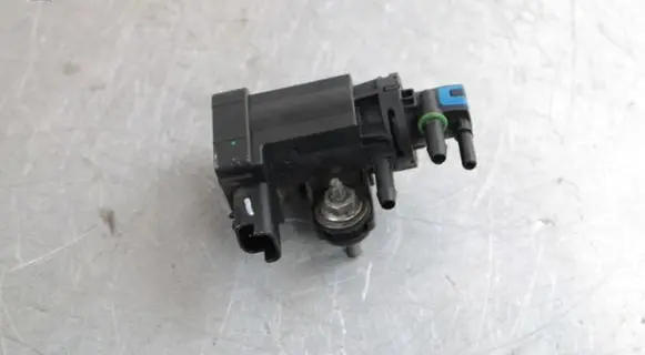 Ford C-MAX II Turbo solenoid valve 9808206880