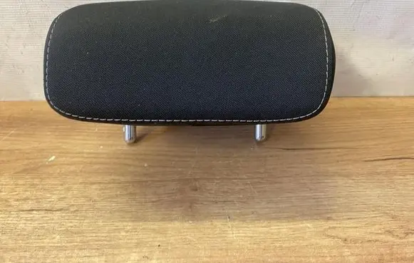 Skoda Octavia Mk4 Rear seat headrest