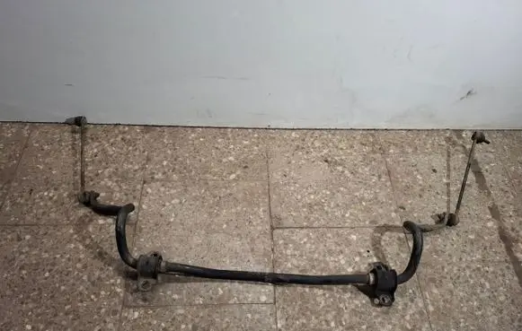 Volvo XC60 Front anti-roll bar/sway bar 8G9N5482