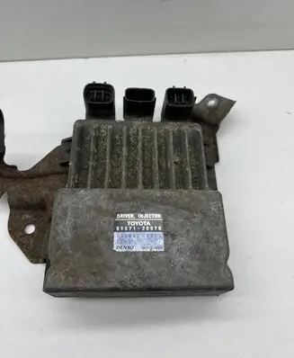 Toyota Avensis T250 Fuel injection control unit/module 8987120070 1310001370