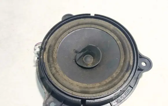 Nissan Pathfinder R51 Front door speaker 28156