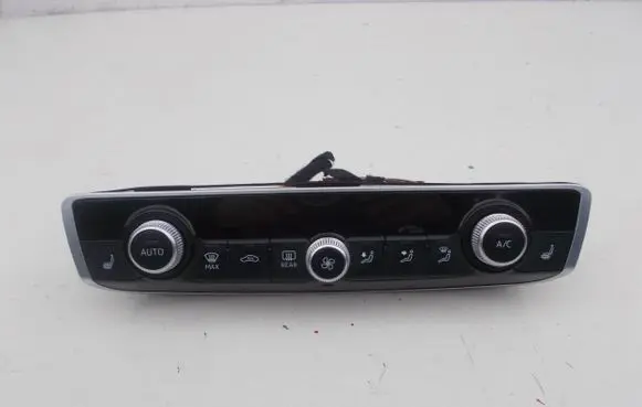Audi A3 S3 8V Climate control unit 8V0820043D