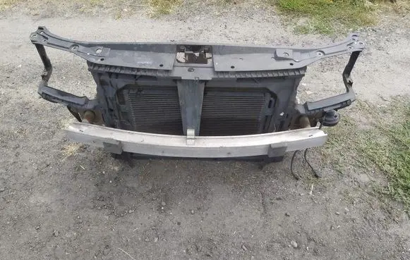 Audi A3 S3 8L Radiator support slam panel 8L0