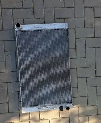 Coolant radiator
